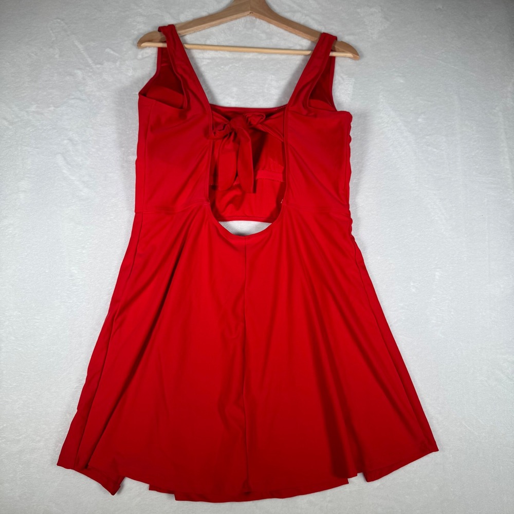 White Birch Red Cutout Athletic Dress w Shorts‎ Tag 3X Fits XL | D90514P - Picture 3 of 8